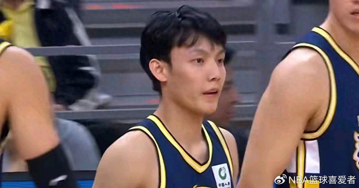 开云网站-宏远憋大招！第二阶段阵容升级，杜锋的“王牌”不止一张？|广东|广东宏远|锋线|广东队|广东男篮_新浪体育_新浪新闻