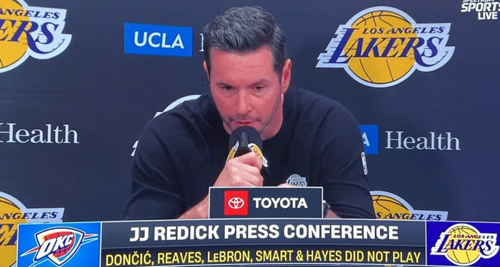 开云网站-雷迪克赛后杀疯了！不满范德彪、艾顿与八村垒表现，季后赛咋办？|贾里德·范德比尔特|俄克拉荷马雷霆队|JJ-雷迪克|洛杉矶湖人队|八村塁_新浪体育_新浪新闻